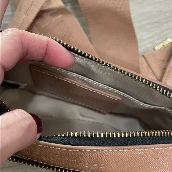 Marc Jacobs Pink Crossbody Bag with Gold Accents - Picture 6 of 8